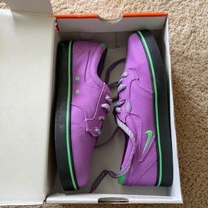 Nike 6.0 Stinkween Braata Premium Sneaker